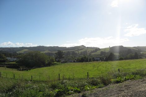 Photo of property in 25 Mcmeakin Road, Abbotsford, Dunedin, 9018