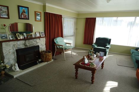 Photo of property in 5a Cameron Street, Waimate, 7924