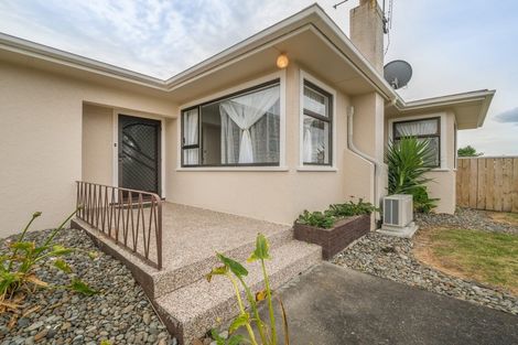 Photo of property in 1 Austin Place, Awapuni, Palmerston North, 4412
