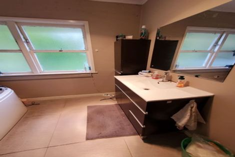 Photo of property in 105 Macleans Road, Bucklands Beach, Auckland, 2014