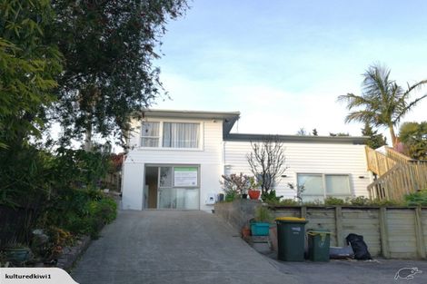 Photo of property in 1/25 Downing Street, Glenfield, Auckland, 0629