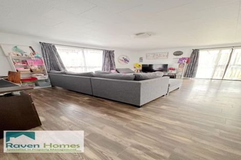 Photo of property in 1/16 Merton Avenue, Glenfield, Auckland, 0627