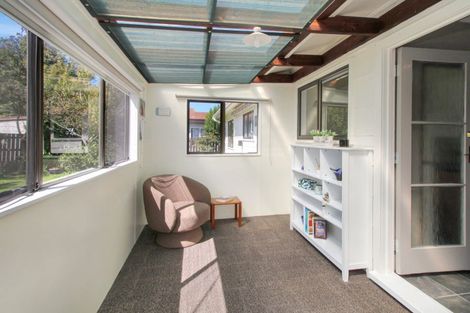 Photo of property in 8 Smith Street, Dannevirke, 4930