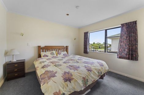 Photo of property in 24 Millhaven Place, Otaki, 5512