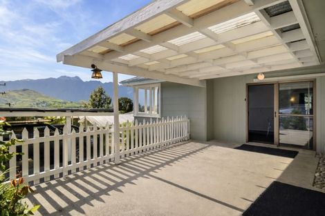 Photo of property in 102 Thompson Street, Queenstown, 9300