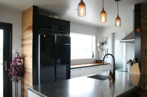 Photo of property in 24 Kingsford Street, Bell Block, New Plymouth, 4312