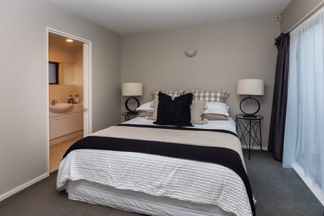 Photo of property in 28e Cranmer Square, Christchurch Central, Christchurch, 8013