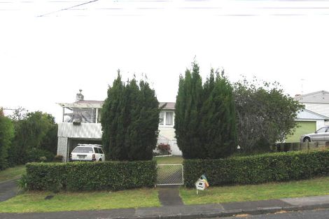 Photo of property in 11 Utting Street, Birkdale, Auckland, 0626