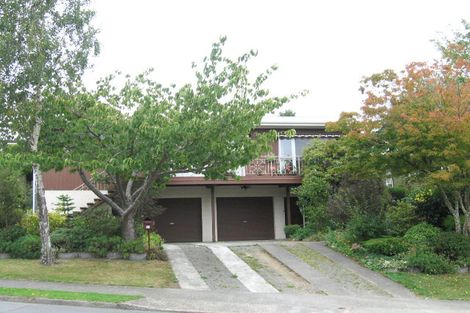 Photo of property in 51 Norana Road, Timberlea, Upper Hutt, 5018