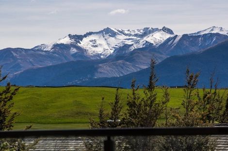 Photo of property in 1b Rannoch Drive, Jacks Point, Queenstown, 9371