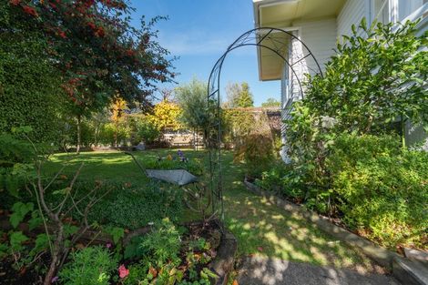 Photo of property in 1/17 Chesham Avenue, Waipahihi, Taupo, 3330