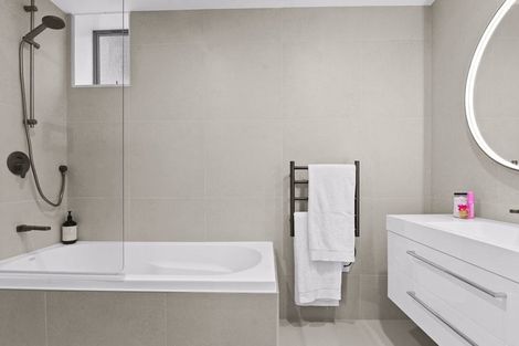 Photo of property in 3/14 Inga Road, Milford, Auckland, 0620