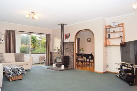 Photo of property in 53 Waitaki Street, Henderson, Auckland, 0612