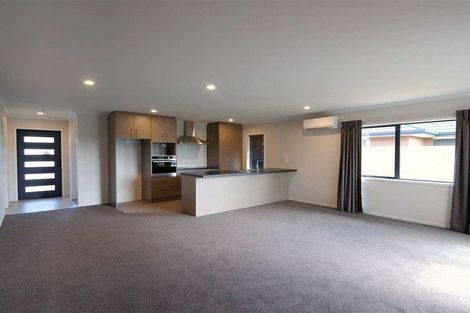 Photo of property in 12 Lambies Street, Marshland, Christchurch, 8083