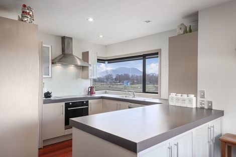 Photo of property in 202 Acacia Bay Road, Nukuhau, Taupo, 3330