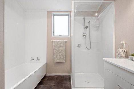 Photo of property in 4 Grosmont Terrace, Brookfield, Tauranga, 3110