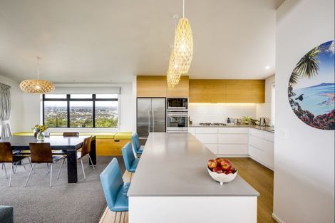 Photo of property in 13 Havelock Road, Hospital Hill, Napier, 4110