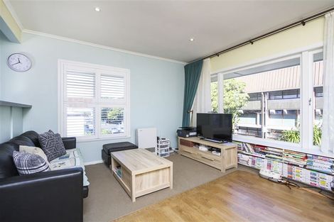 Photo of property in 1/17a Anzac Street, Takapuna, Auckland, 0622
