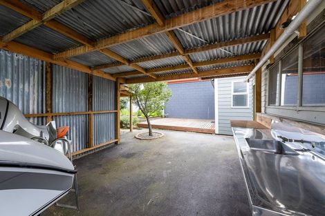 Photo of property in 24 York Street, Picton, 7220