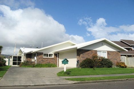 Photo of property in 20 Homewood Avenue, Levin, 5510