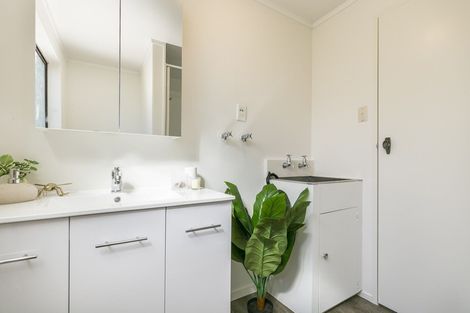 Photo of property in 24c The Track, Plimmerton, Porirua, 5026