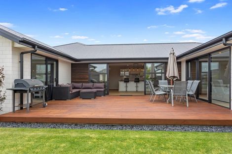 Photo of property in 2 Valour Drive, Rangiora, 7400