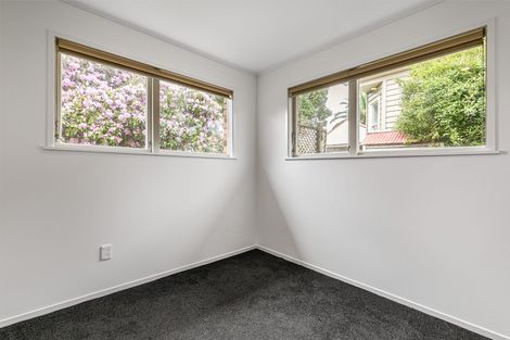 Photo of property in 1/12 Wairakei Street, Greenlane, Auckland, 1051