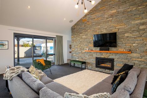 Photo of property in 12 Annan Street, Clyde, 9330