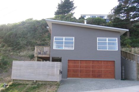 Photo of property in 71 Sheridan Terrace, Johnsonville, Wellington, 6037