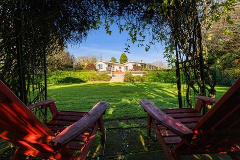 Photo of property in 71 Tarata Road, Inglewood, 4387