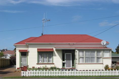 Photo of property in 11 Cambridge Street, Gonville, Whanganui, 4501