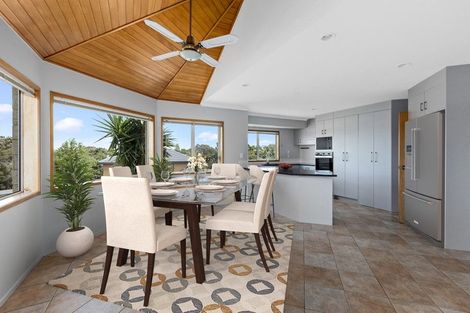 Photo of property in 20 Ascot Way, Orewa, 0931