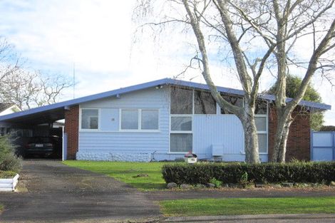 Photo of property in 27 Kensington Place, Fairfield, Hamilton, 3214