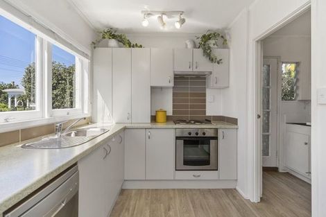 Photo of property in 1/5 Cambria Road, Devonport, Auckland, 0624