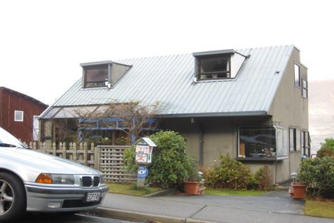 Photo of property in 20 Dart Place, Fernhill, Queenstown, 9300