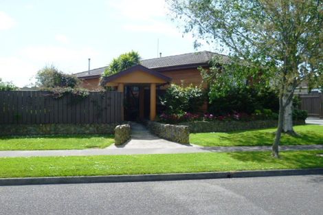 Photo of property in 51 Raglan Avenue, Cloverlea, Palmerston North, 4412