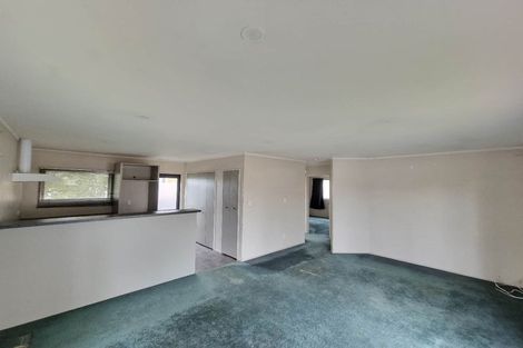 Photo of property in 420 Old Te Atatu Road, Te Atatu Peninsula, Auckland, 0610