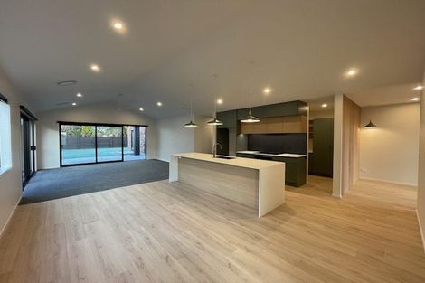 Photo of property in 72 Hugo Shaw Drive, Cambridge, 3434