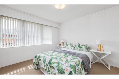 Photo of property in 1b South Pacific Place, Henderson, Auckland, 0612
