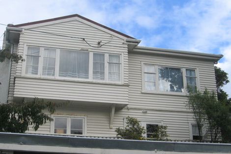 Photo of property in 16 Richmond Avenue, Karori, Wellington, 6012