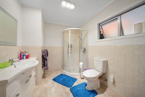 Photo of property in 13 Huber Street, Weymouth, Auckland, 2103
