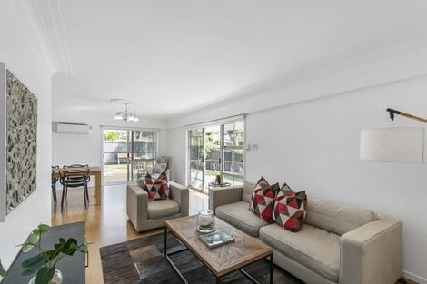 Photo of property in 2/11 Felton Mathew Avenue, St Johns, Auckland, 1072