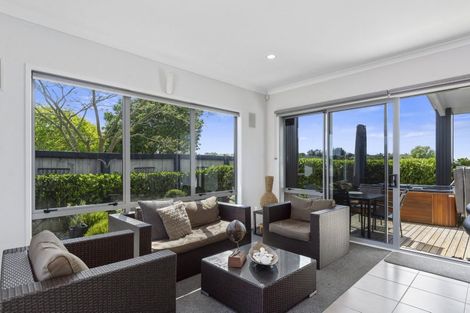 Photo of property in 11 Oriental Parade, Papamoa Beach, Papamoa, 3118