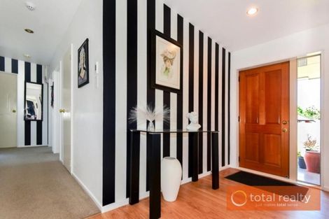 Photo of property in 2 Oakridge Street, Halswell, Christchurch, 8025