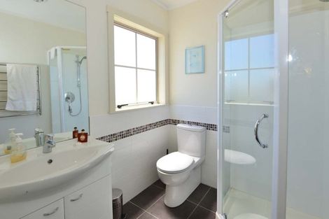 Photo of property in 135c Hutchinson Road, Helensville, 0875