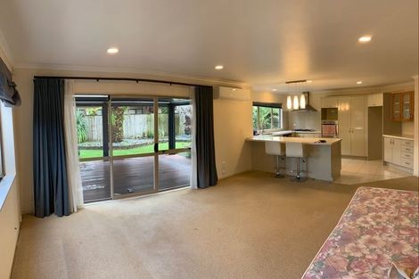 Photo of property in 24 Banville Road, East Tamaki, Auckland, 2016