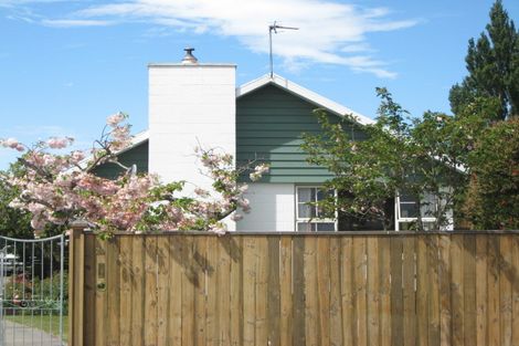 Photo of property in 20 Rathlin Street, Redwood, Christchurch, 8051