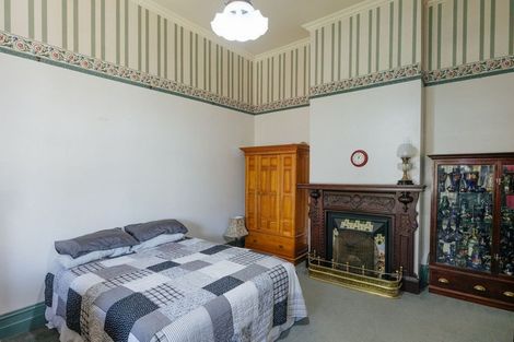 Photo of property in 19 Wharfe Street, South Hill, Oamaru, 9400