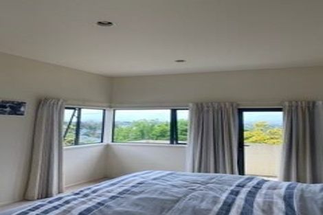 Photo of property in 8 Adelie Place, Murrays Bay, Auckland, 0630