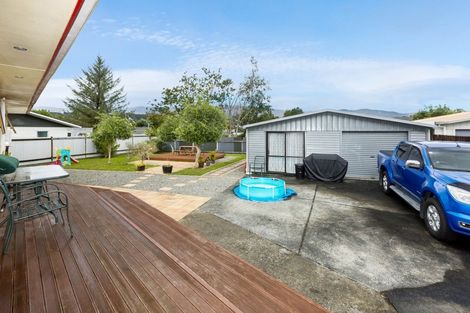 Photo of property in 3b Wyoming Grove, Totara Park, Upper Hutt, 5018